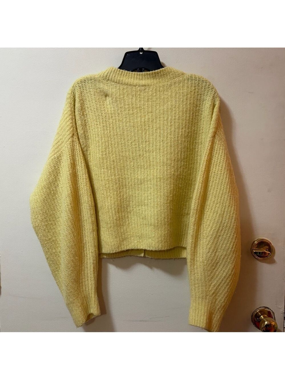 H&M Rib-Knit Button Cardigan – Butter Yellow – V-Neck - Picture 3 of 9
